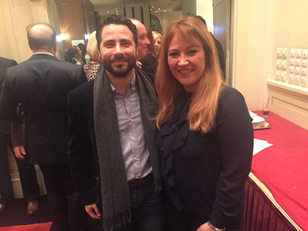 01332192-5E3B-420E-B49B-939119206FEB