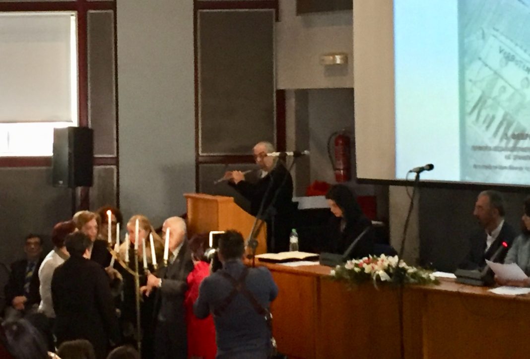 FB2FBDBF-D851-46AF-9823-D9E233DAF7B8