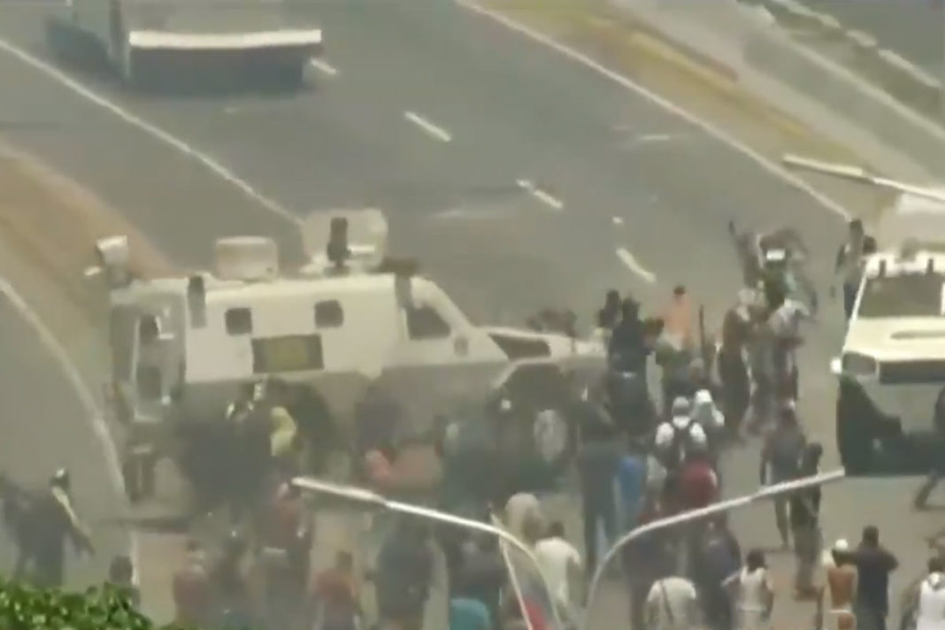 84E90067-9A71-413B-9A67-98F22B58E538