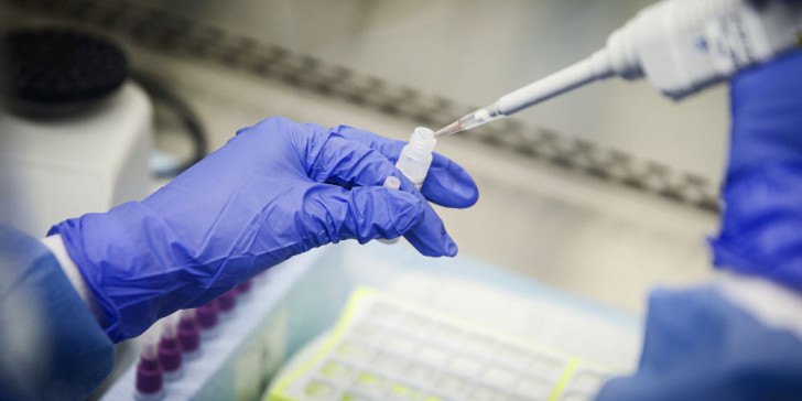 ergastirio-farmako-koronoios-1