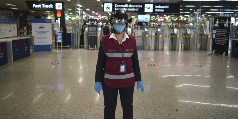 italia-koronoios-aerodromio-16-5-20