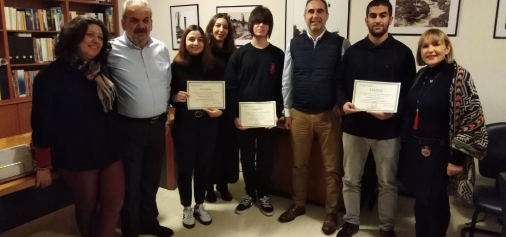 ΦΟΙΤΗΤΕΣ-2-1024x480