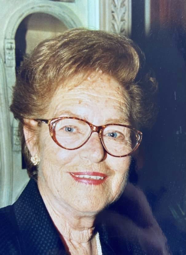 ΜΟΥΣΤΑΚΑΛΗ-ΕΛΕΝΗ