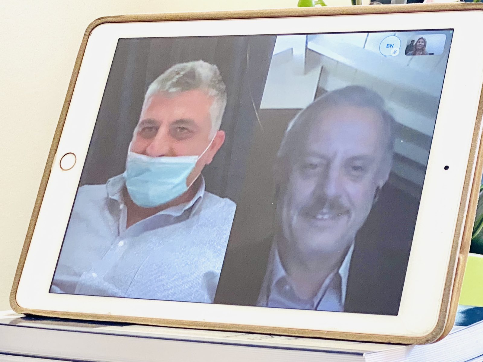 Μπ Μιτζ φώτο 2