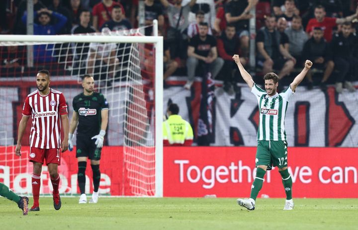 627c19a8210000a0fb507ea9-1