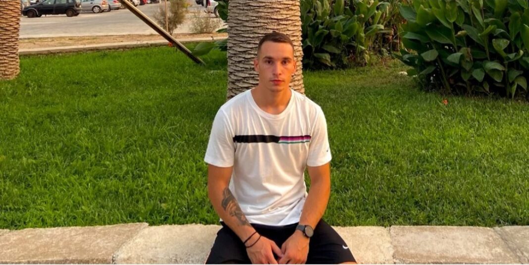 Screenshot_20220717-030527_Facebook