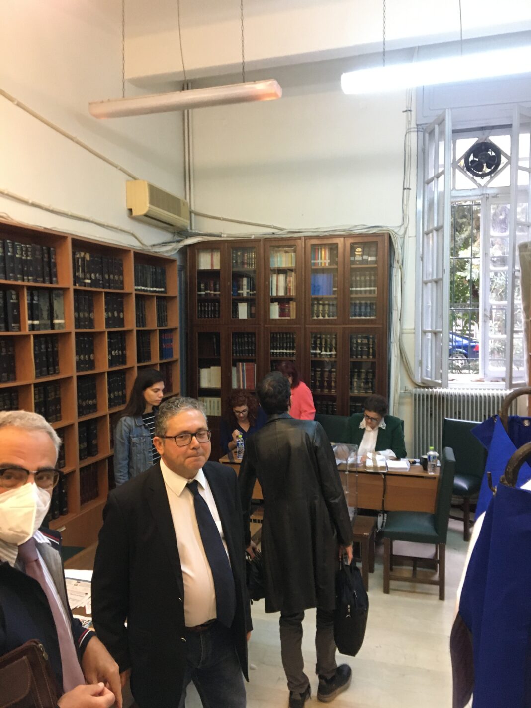 496E966B-E9FD-4718-9047-8AA56AE82389-1