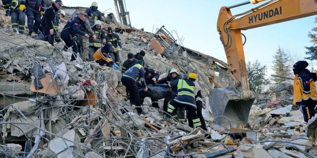 Screenshot_20230208_200258_Samsung-Internet