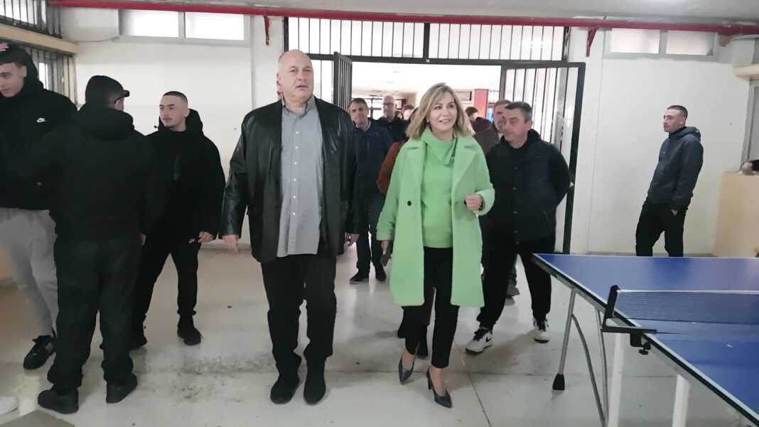 VideoCapture_20230223-113314