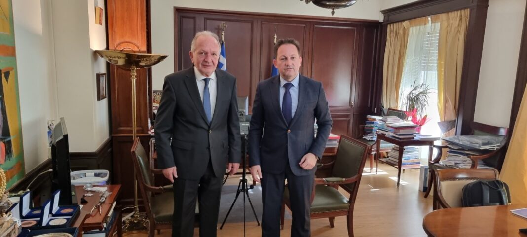 ΛΙΟΥΠΗΣ-ΠΕΤΣΑΣ