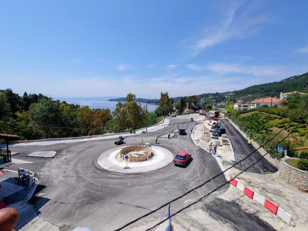 IMG-f18ab4b30c5227b34a73f7772c922dc9-V-1