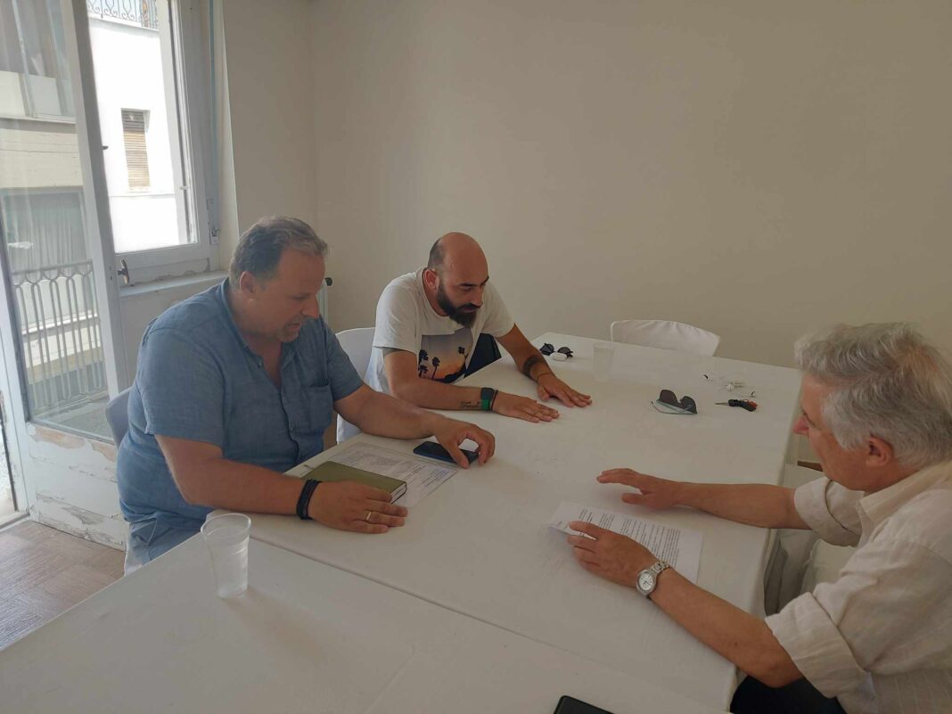 ΠΑΠΑΠΕΤΡΟΣ-ΤΟΥΡΙΣΤΙΚΑ-ΛΕΩΦΟΡΕΙΑ