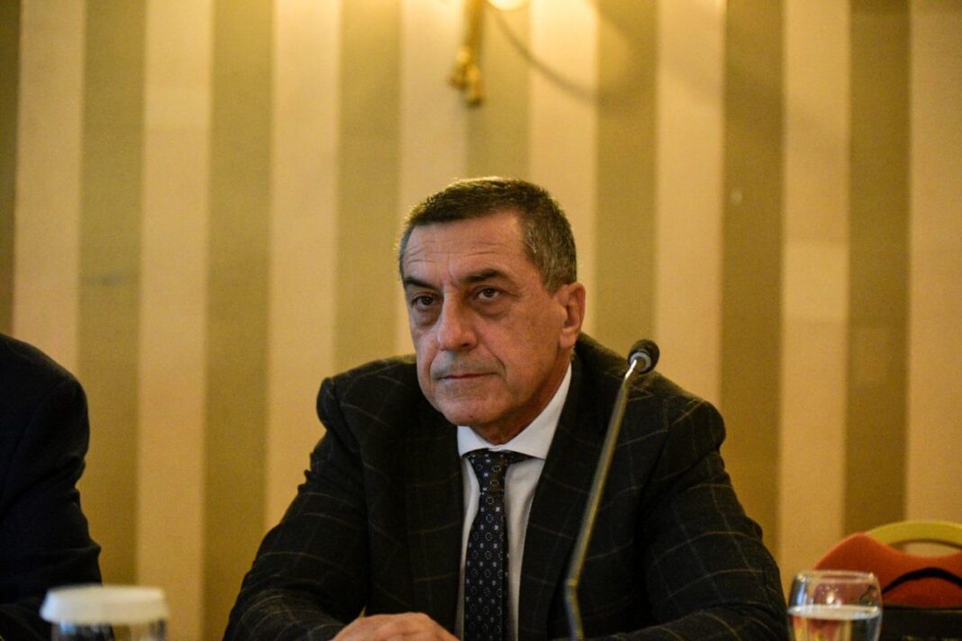 202312011119517646-1200x800