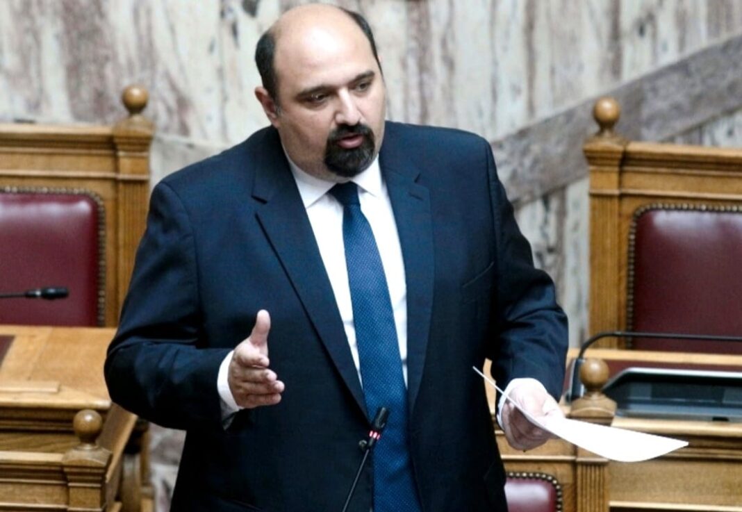 CTrianto_parliament1