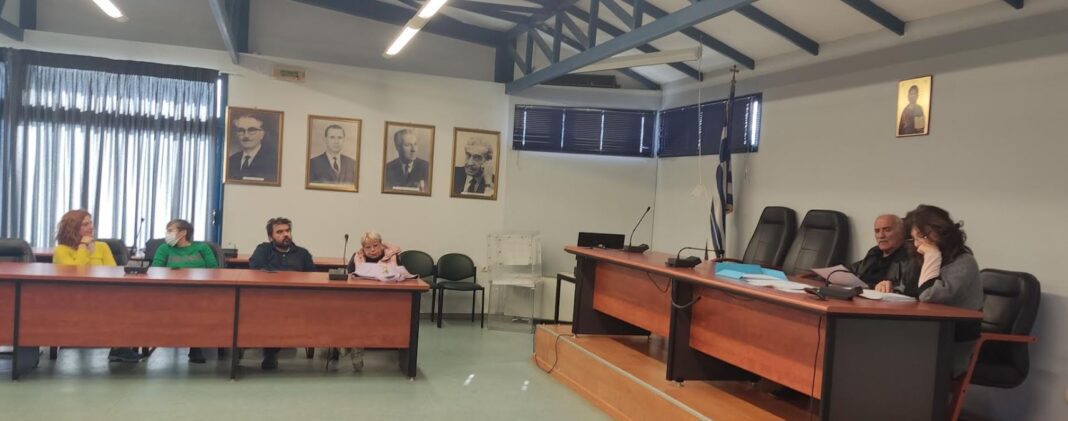 ΑΔΕΣΠΟΤΑ ΑΛΜΥΡΟΣ