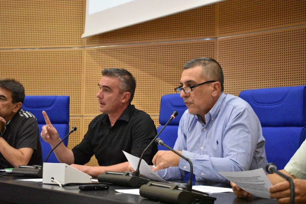 202507141414597266-1392x927