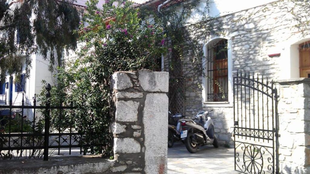 dimarxeio-skiathou-1024x576