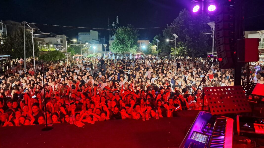 ΚΛΑΥΔΙΑ ΑΛΜΥΡΟΣ 4