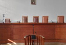 Ένοχος μόνο για πλημμελήματα ο οδηγός της μηχανής που παρέσυρε τον παππού με το βρέφος στο Βόλο