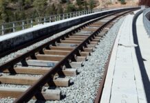 “Κάτι έγινε με το κλειδί”: Τρένο προς Λάρισα μπήκε σε λάθος γραμμή και κινήθηκε για αρκετά χιλιόμετρα