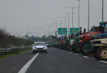 Κόβεται η Ελλάδα στις 4μ. – Τρίωρο «μπλόκο» και στους παρακαμπτήριους – Τα τρακτέρ θα μπουν στο κέντρο της Λάρισας