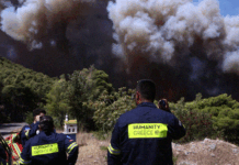 Οι φλόγες προς το Πόρτο Γερμενό – Εντολή εκκένωσης από το 112 σε τρεις οικισμούς
