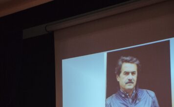 Συγκίνηση και πλήθος κόσμου στο πολιτικό μνημόσυνο του Απόστολου Αποστολάκη (φώτο)