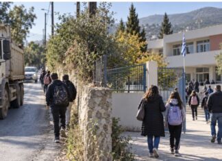 Δευτεροβάθμια: η ασφαλής μεταφορά των μαθητών δεν μπορεί να περιμένει τη γραφειοκρατία»