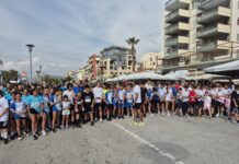 Χιλιάδες Βολιώτες έτρεξαν στην παραλία του Βόλου για την “Φλόγα”(φώτο video)