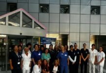 Το Γενικό Νοσοκομείο Βόλου «Αχιλλοπούλειο» φωτίζεται ροζ και στέλνει ηχηρό μήνυμα πρόληψης και ελπίδας κατά του καρκίνου του μαστού